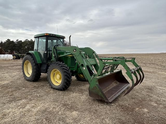 Image of John Deere 7410 equipment image 1