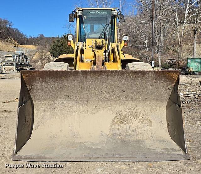 Image of John Deere 744H equipment image 1