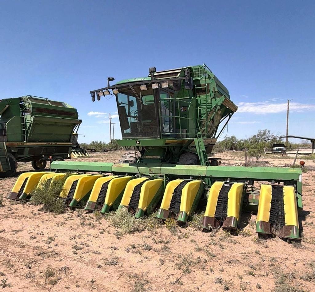 2002 John Deere 7455 Equipment Image0