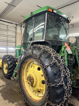 Image of John Deere 7510 equipment image 2