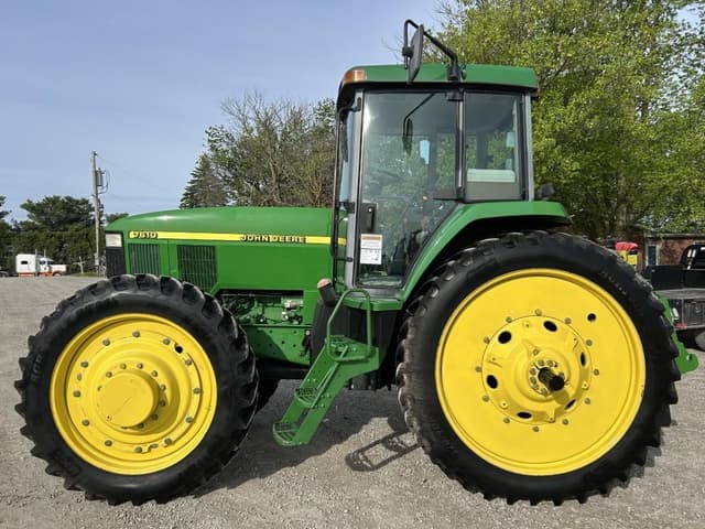 Image of John Deere 7610 equipment image 2