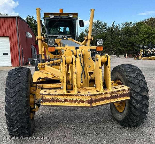 Image of John Deere 770CH equipment image 1