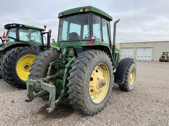 Image of John Deere 7710 equipment image 2