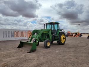 2002 John Deere 7710 Image