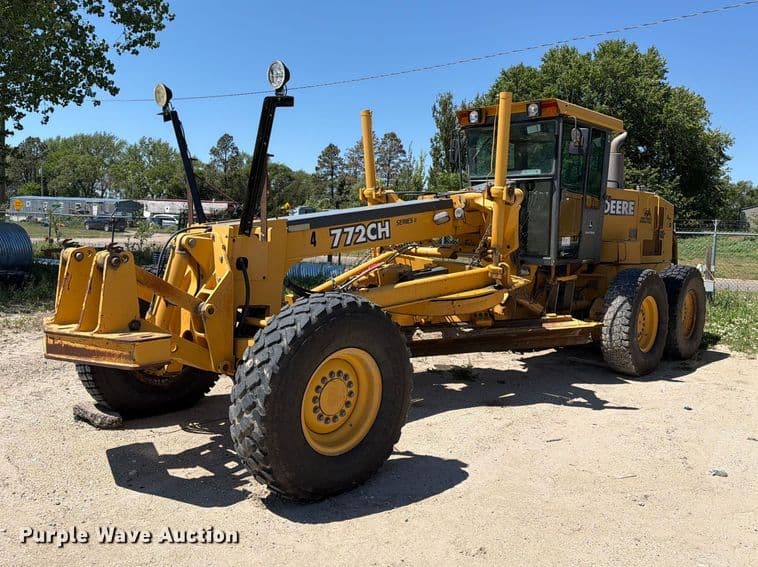 Image of John Deere 772CH Primary image