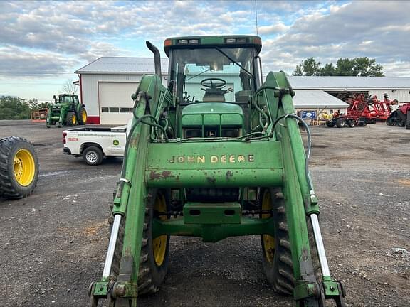 Image of John Deere 7810 equipment image 1