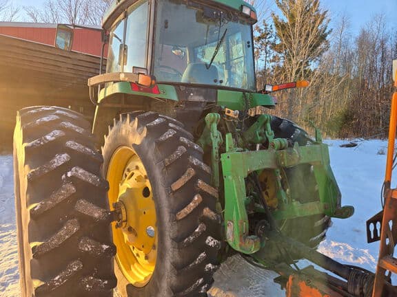 Image of John Deere 7810 Image 1