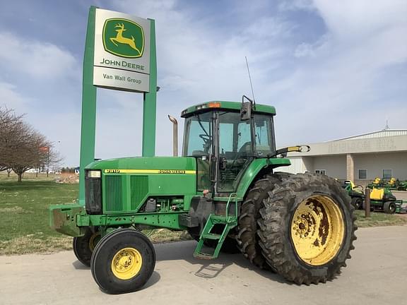 Image of John Deere 7810 Primary image