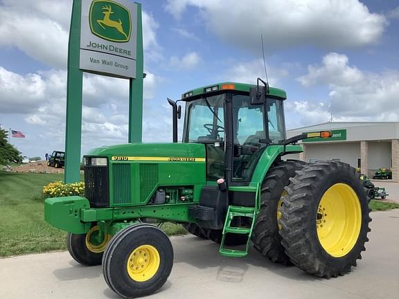 Image of John Deere 7810 Primary image