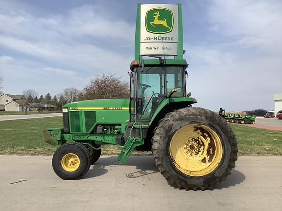 Image of John Deere 7810 equipment image 3