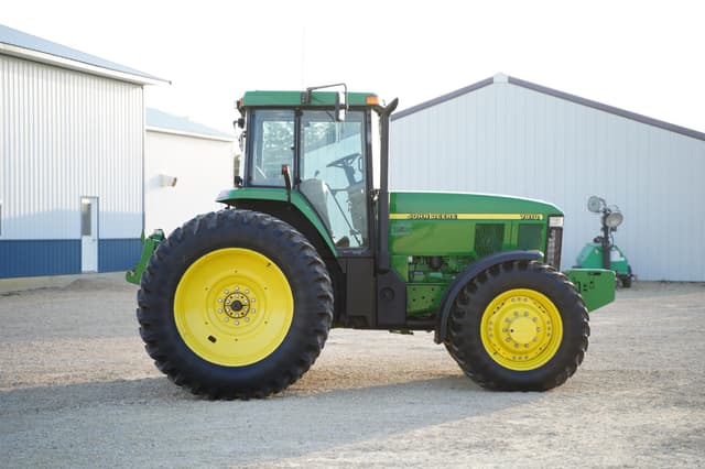 Image of John Deere 7810 equipment image 3