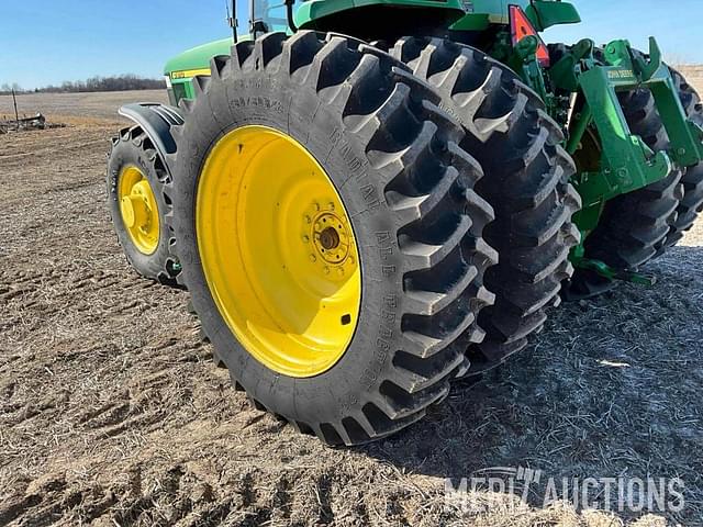 Image of John Deere 7810 equipment image 4