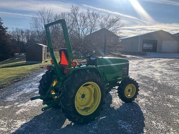 Image of John Deere 790 equipment image 3