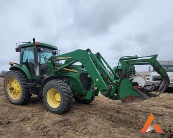Main image John Deere 7920