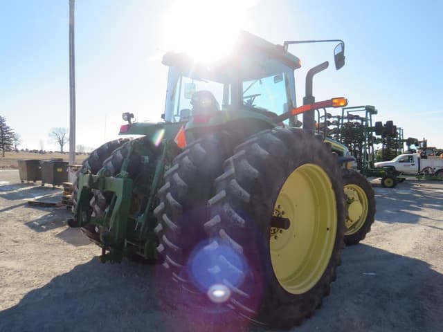 Image of John Deere 8120 equipment image 3