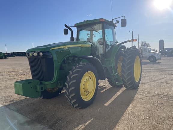 Image of John Deere 8120 equipment image 1