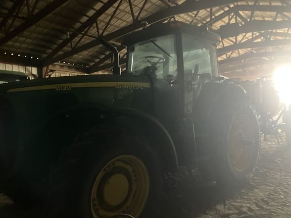 2002 John Deere 8120 Equipment Image0