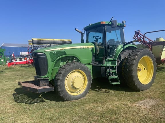 Image of John Deere 8120 equipment image 1
