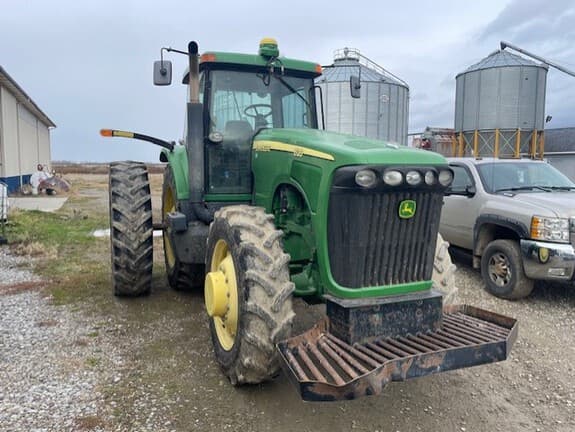 Image of John Deere 8120 equipment image 1