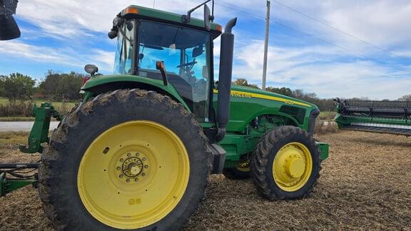 Image of John Deere 8120 equipment image 1