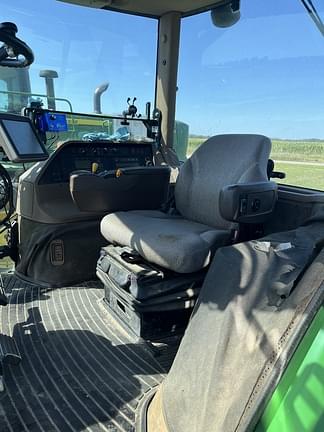 Image of John Deere 8120 equipment image 2