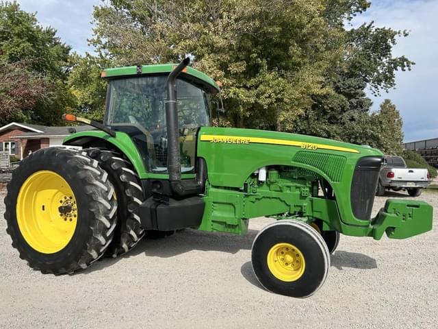 Image of John Deere 8120 equipment image 1