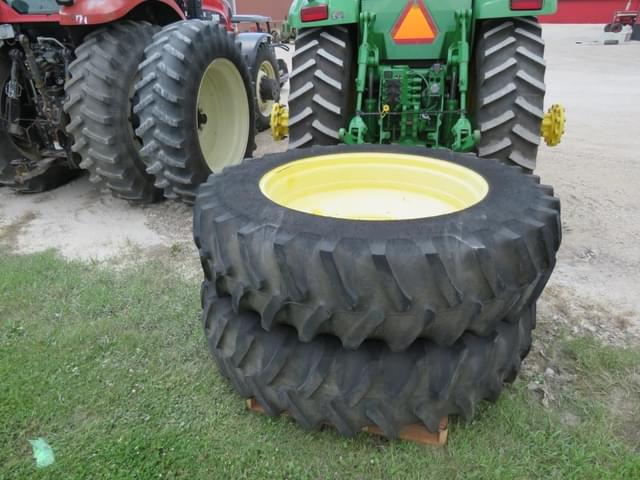 Image of John Deere 8120 equipment image 3