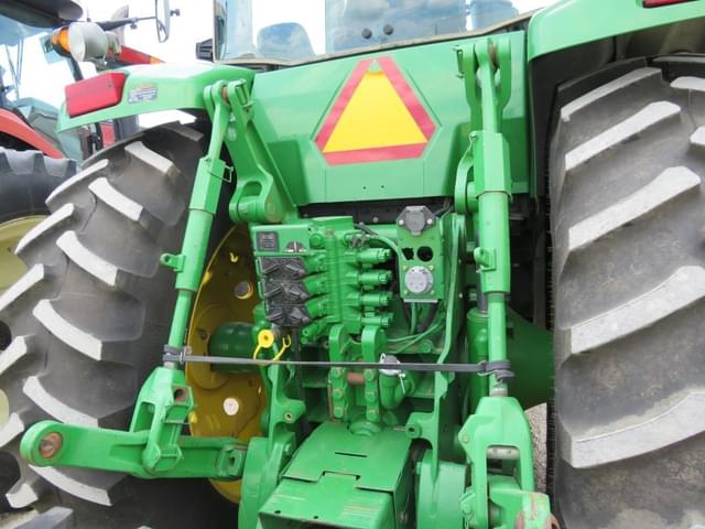 Image of John Deere 8120 equipment image 4