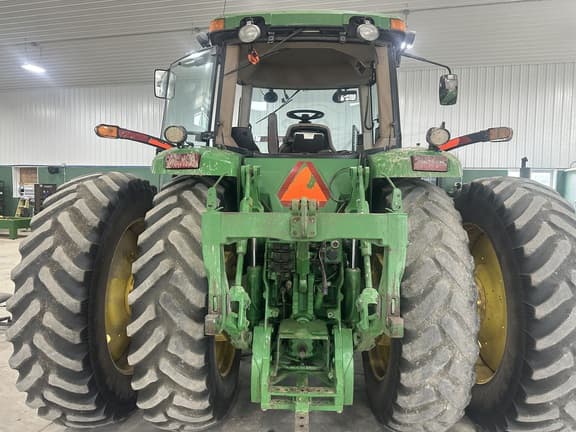 Image of John Deere 8220 equipment image 3