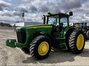 Main image John Deere 8220