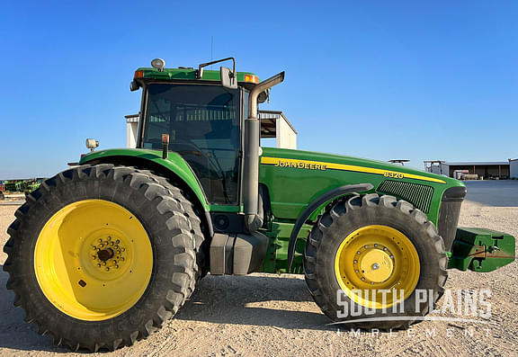 Image of John Deere 8320 equipment image 1