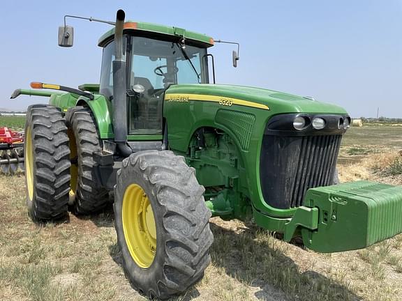 Image of John Deere 8320 equipment image 3