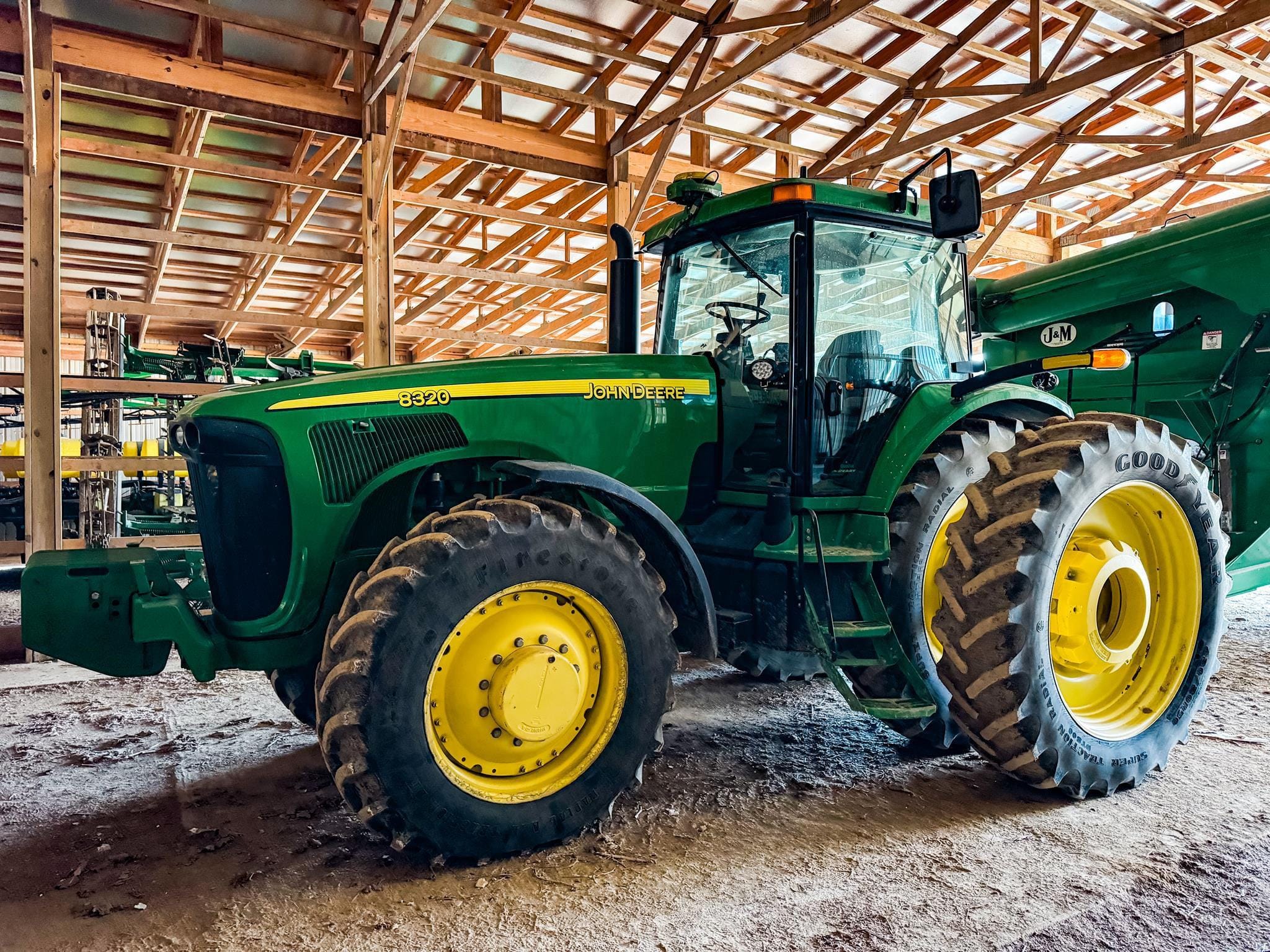 2002 John Deere 8320 Equipment Image0