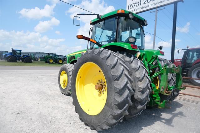 Image of John Deere 8320 equipment image 4