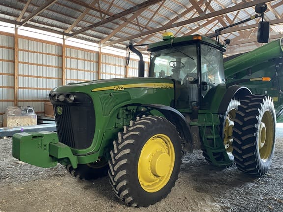 Main image John Deere 8420