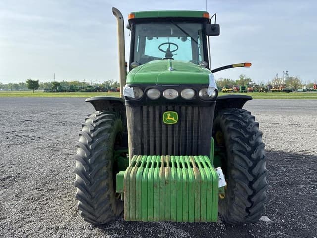 Image of John Deere 8420 equipment image 2