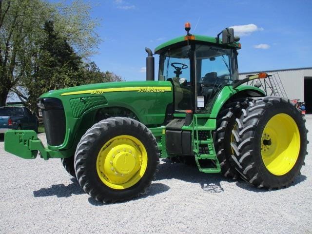 Main image John Deere 8420