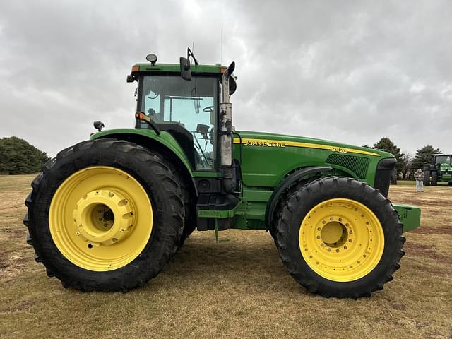 Image of John Deere 8420 equipment image 3