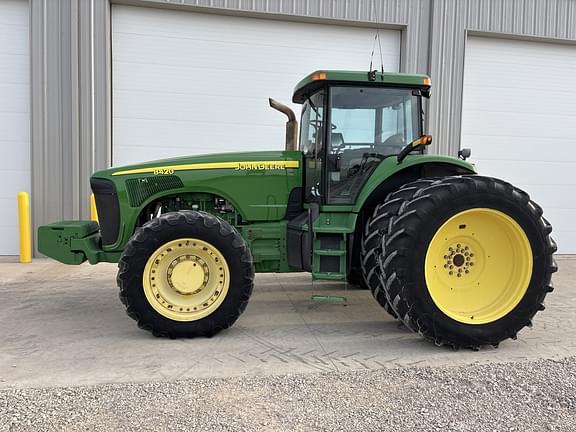 Image of John Deere 8420 equipment image 4