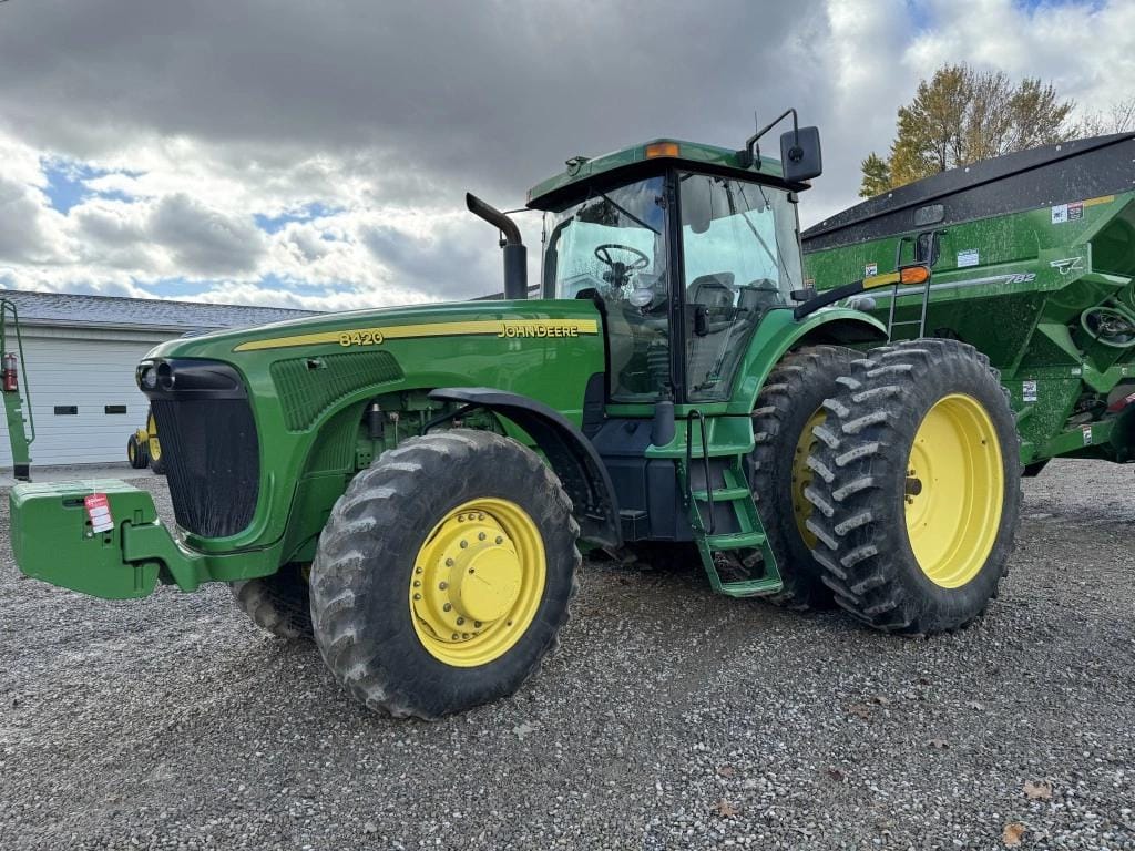 Main image John Deere 8420