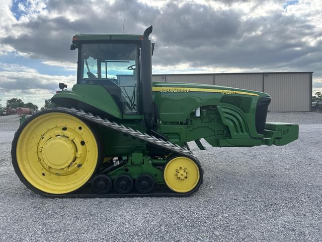 Image of John Deere 8420T equipment image 3