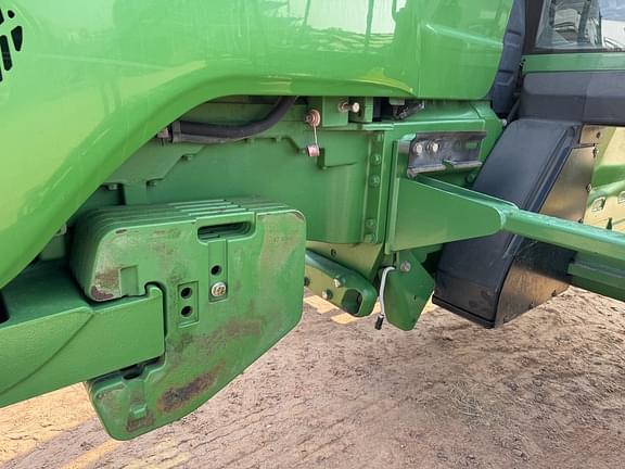 Image of John Deere 8420T equipment image 4