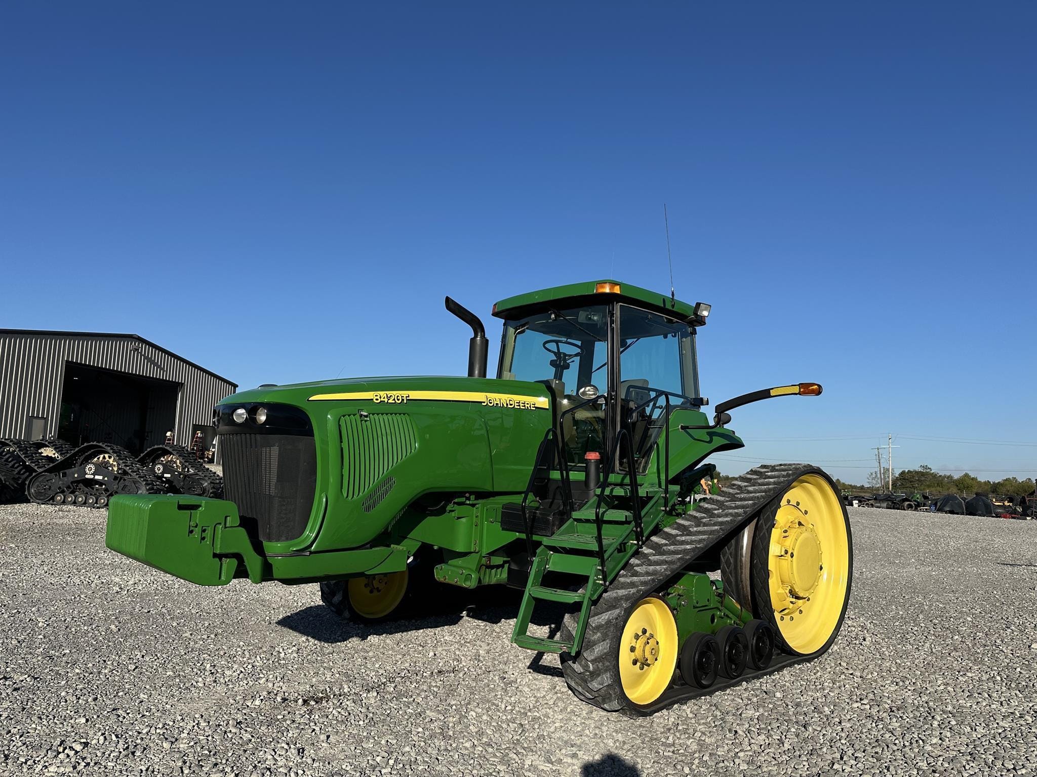 2002 John Deere 8420T Equipment Image0