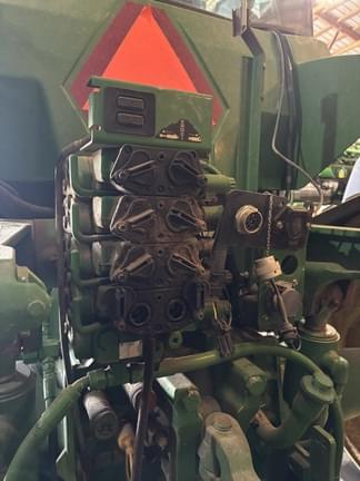 Image of John Deere 8420T equipment image 3
