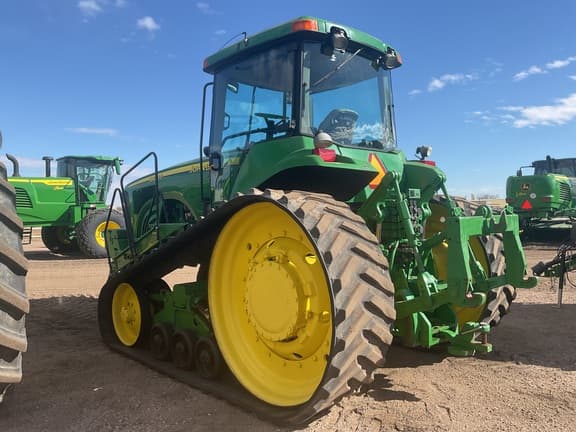 Image of John Deere 8420T equipment image 3