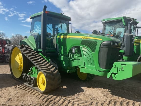 Image of John Deere 8420T equipment image 1