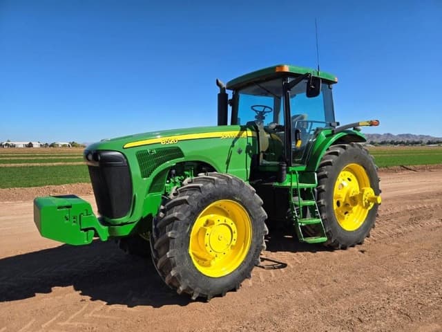 Image of John Deere 8520 equipment image 3
