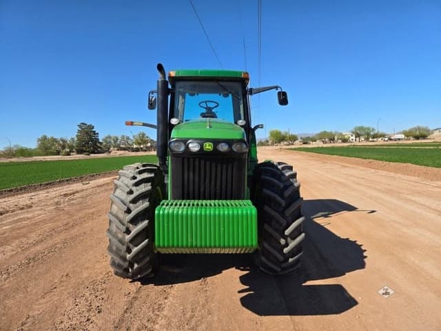 Image of John Deere 8520 equipment image 2