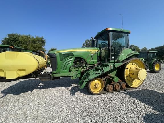 Image of John Deere 8520T Primary image