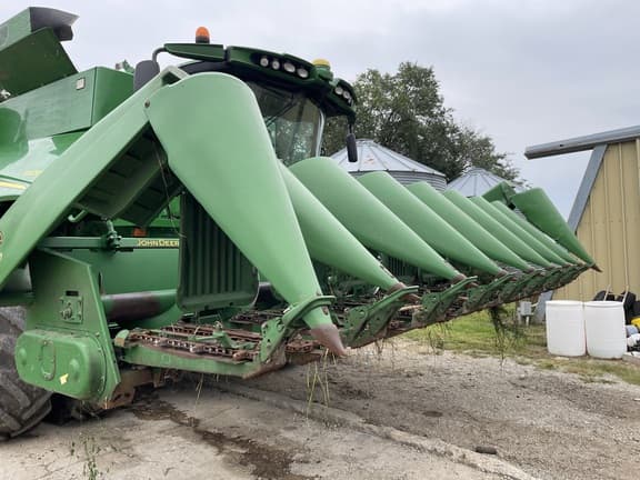 Image of John Deere 893 equipment image 1